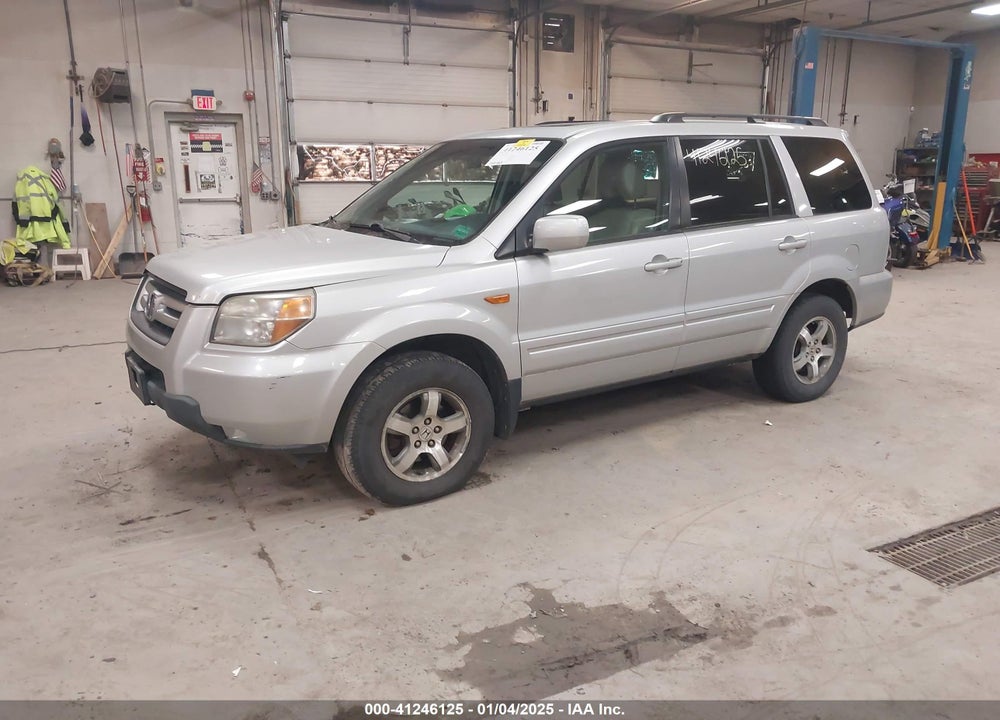 2008 HONDA PILOT SE VIN: 5FNYF18368B051117