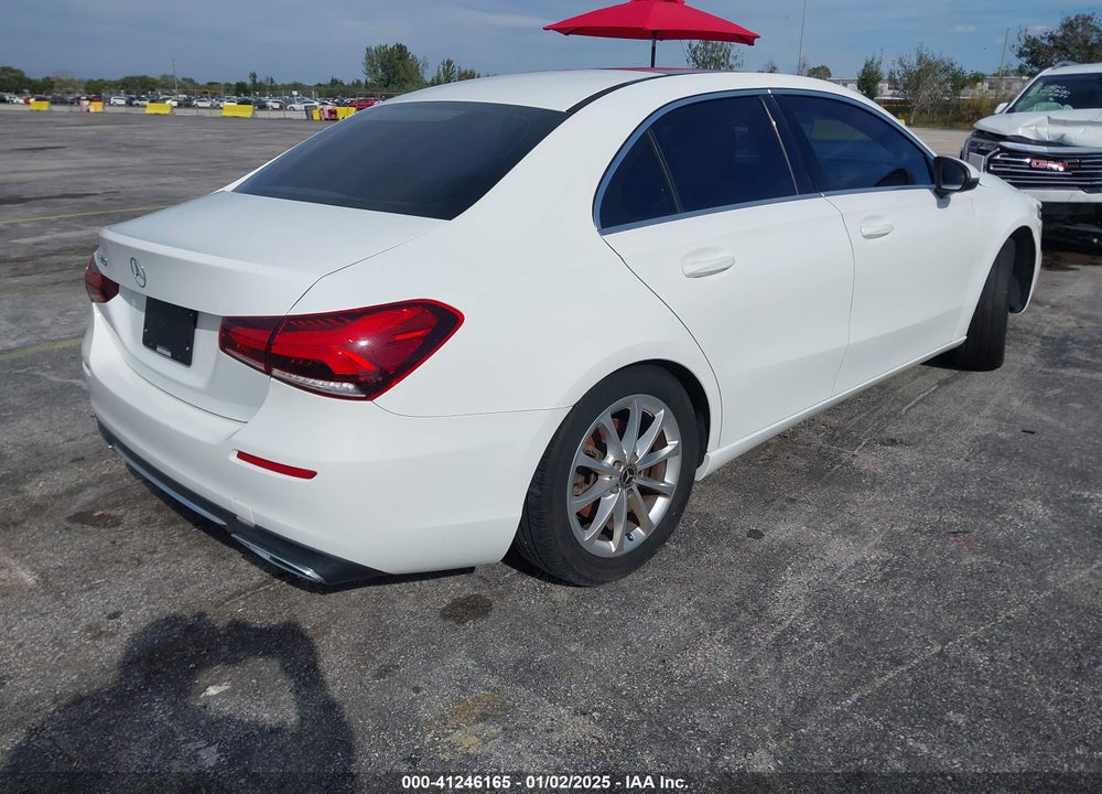 2019 MERCEDES-BENZ A 220 VIN: WDD3G4EB5KW024620