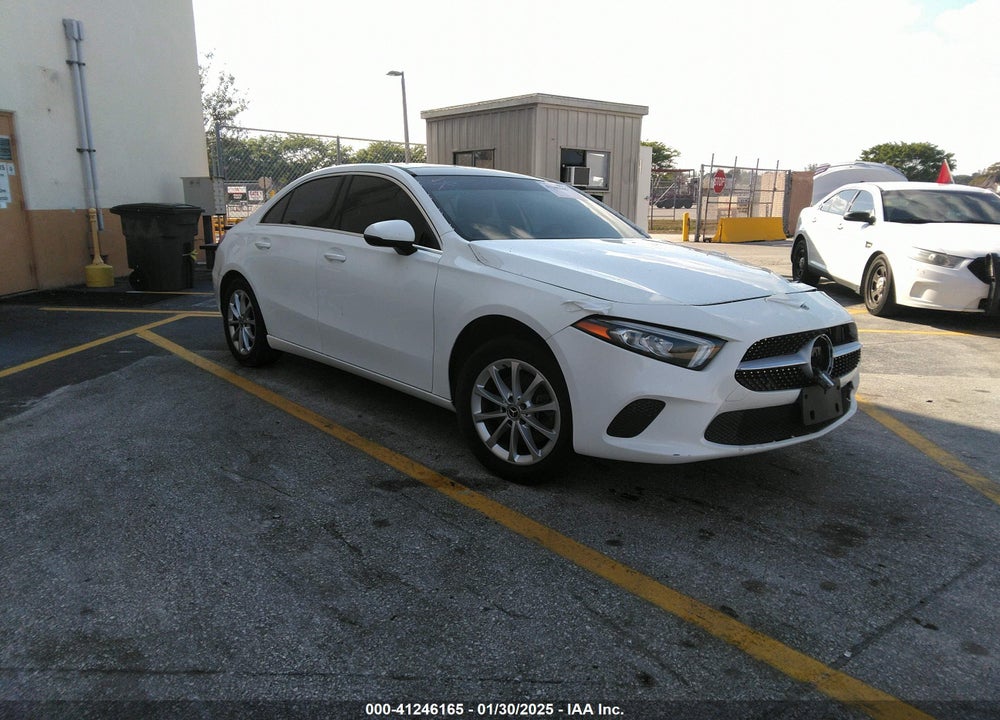 2019 MERCEDES-BENZ A 220 VIN: WDD3G4EB5KW024620