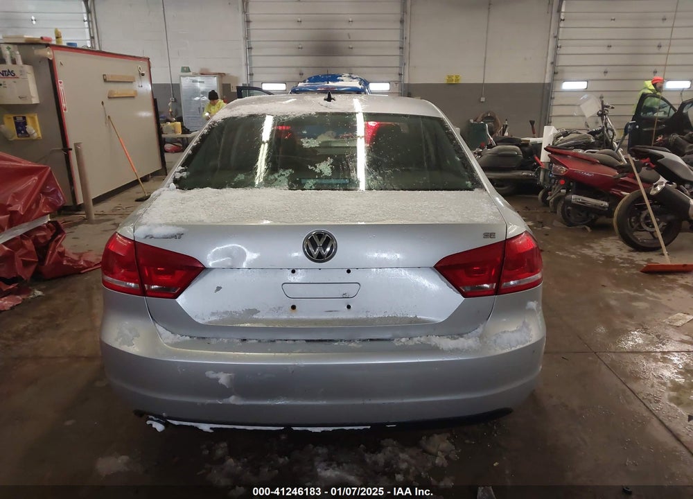 2012 VOLKSWAGEN PASSAT 2.5L SE VIN: 1VWBP7A30CC096427