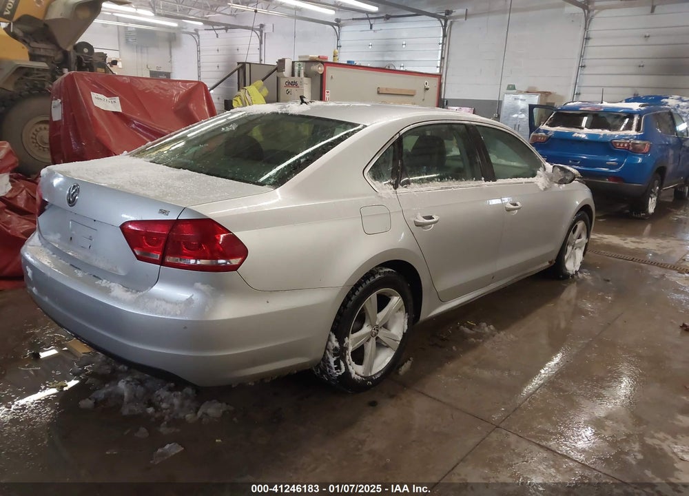 2012 VOLKSWAGEN PASSAT 2.5L SE VIN: 1VWBP7A30CC096427
