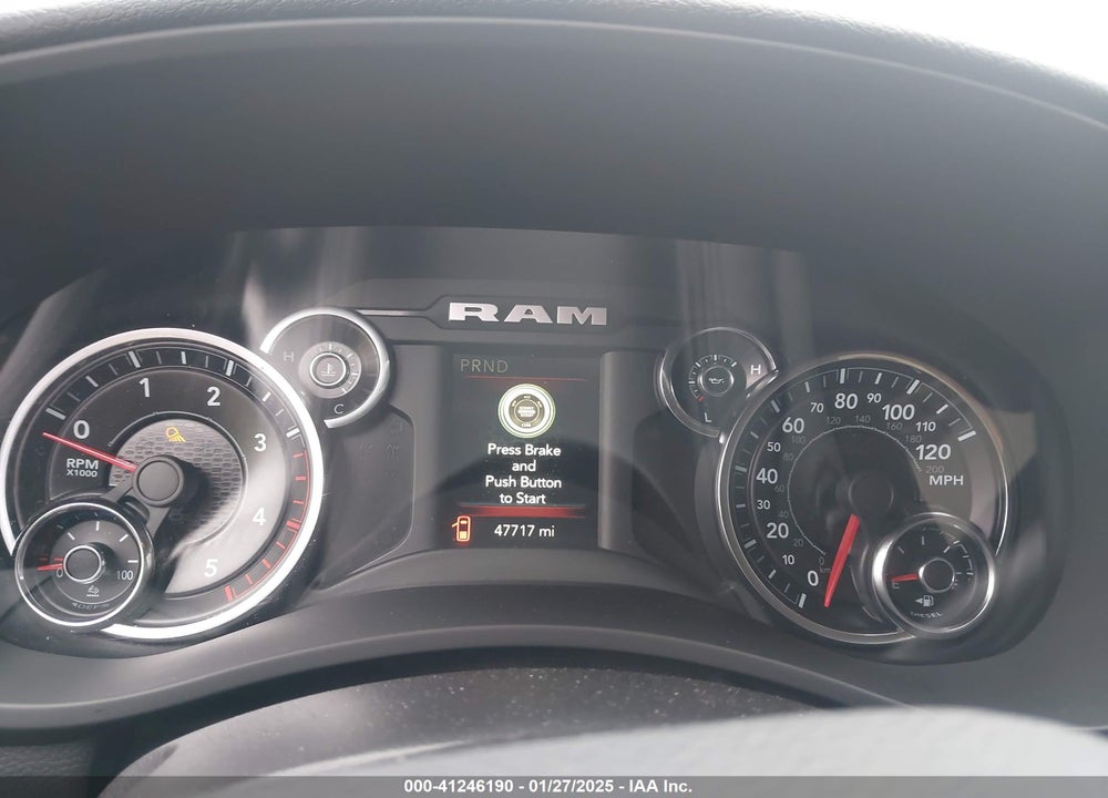 2019 RAM 3500 BIG HORN  4X4 8' BOX VIN: 3C63R3HLXKG609847