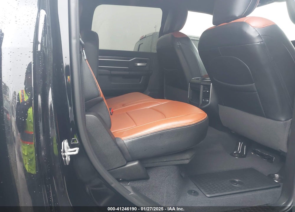 2019 RAM 3500 BIG HORN  4X4 8' BOX VIN: 3C63R3HLXKG609847