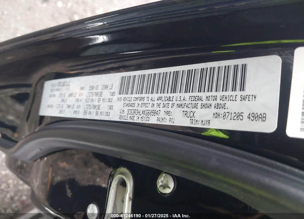2019 RAM 3500 BIG HORN  4X4 8' BOX VIN: 3C63R3HLXKG609847