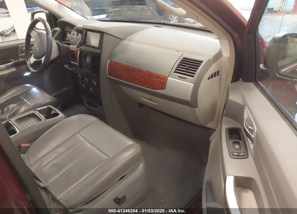 2008 CHRYSLER TOWN & COUNTRY TOURING VIN: 2A8HR54P48R682257
