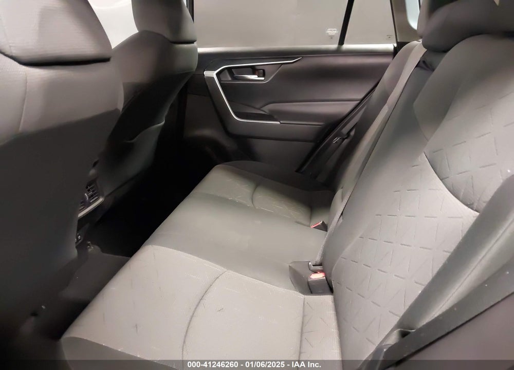 2020 TOYOTA RAV4 XLE VIN: 2T3P1RFV3LW127912