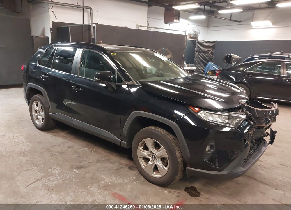 2020 TOYOTA RAV4 XLE VIN: 2T3P1RFV3LW127912