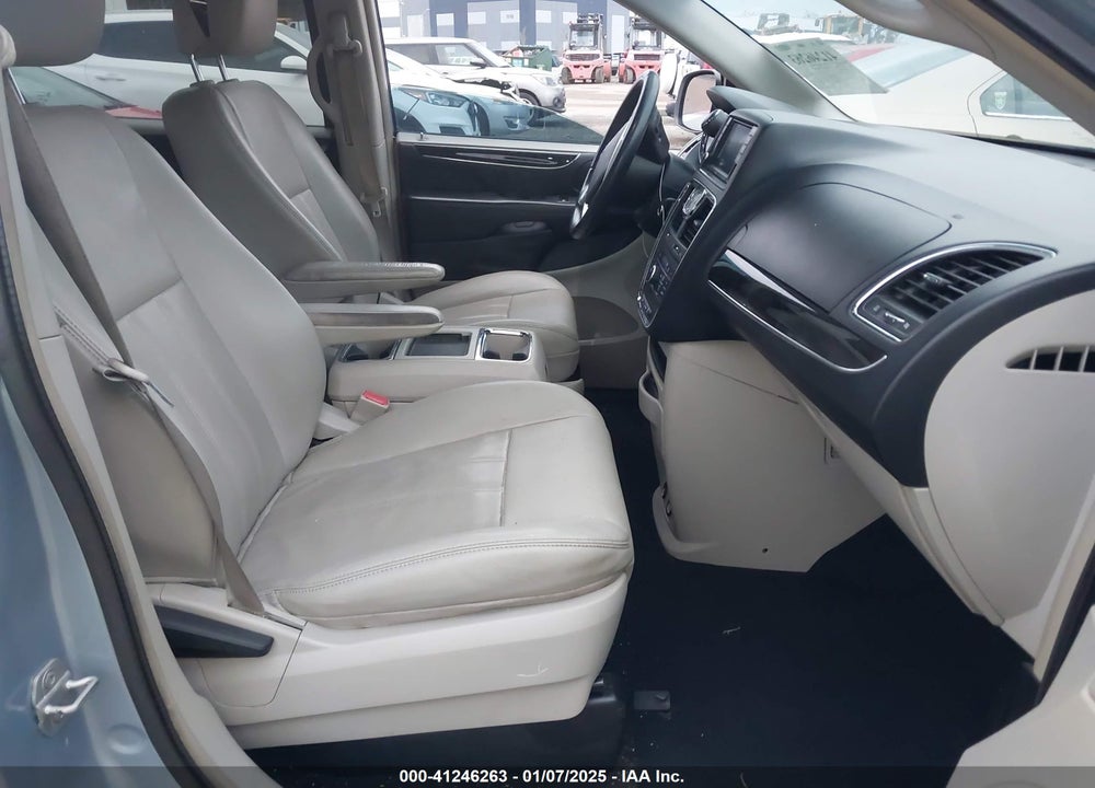 2013 CHRYSLER TOWN & COUNTRY TOURING VIN: 2C4RC1BG8DR645487