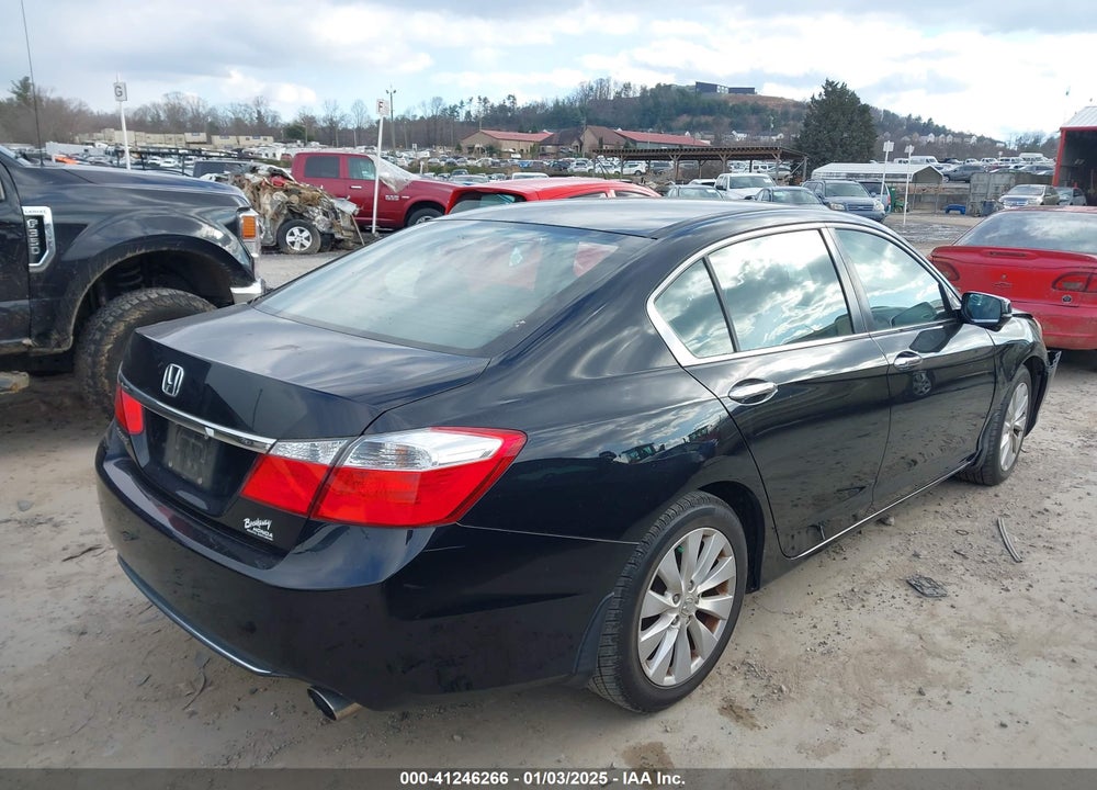 2015 HONDA ACCORD EX VIN: 1HGCR2F73FA200006