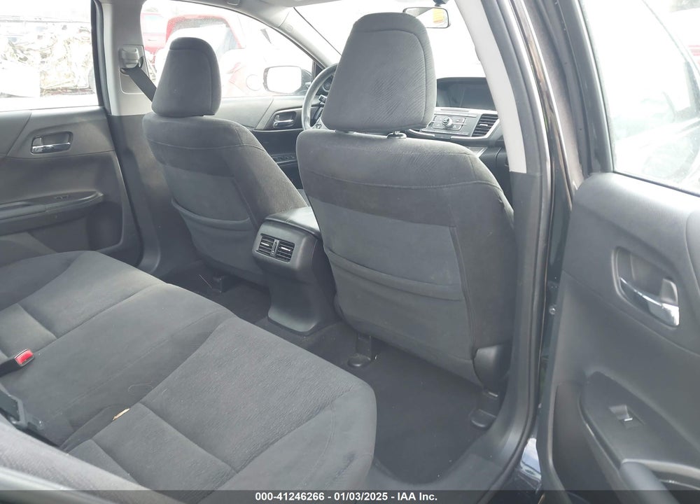 2015 HONDA ACCORD EX VIN: 1HGCR2F73FA200006