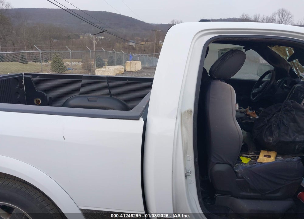 2010 DODGE RAM 1500 SLT/SPORT/TRX VIN: 3D7JV1ET2AG191857