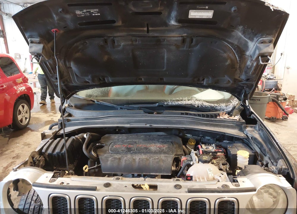 2015 JEEP RENEGADE LIMITED VIN: ZACCJBDT0FPB58572