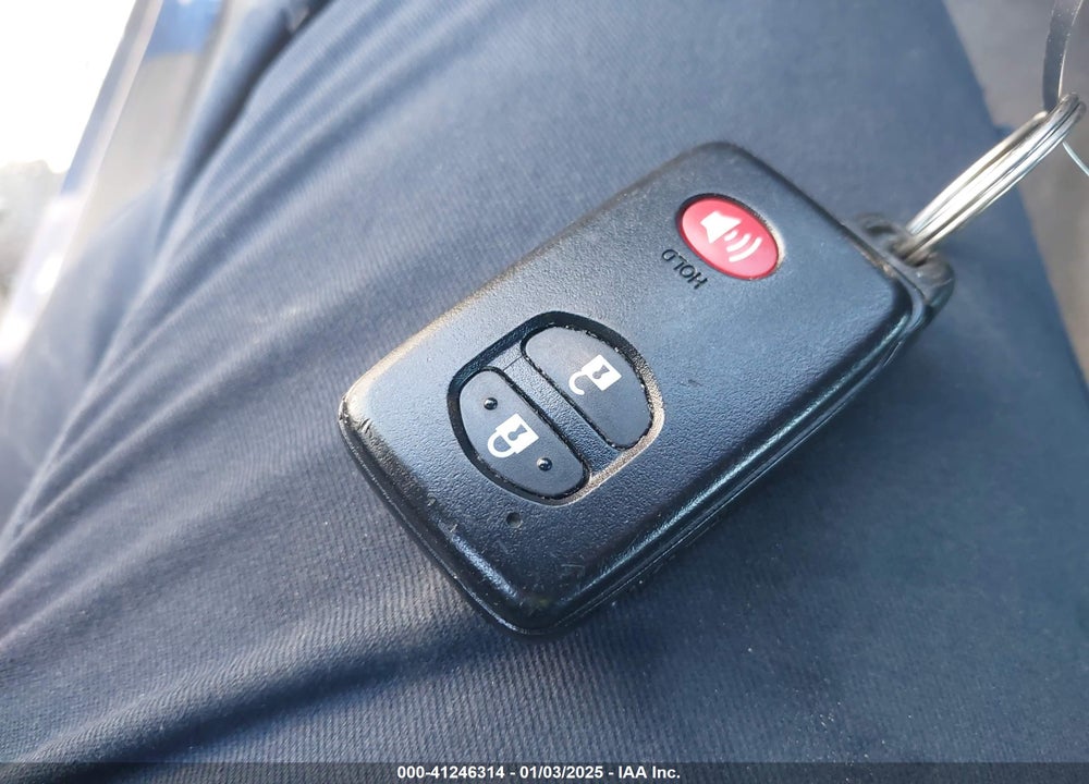 2010 TOYOTA PRIUS II VIN: JTDKN3DUXA0190657