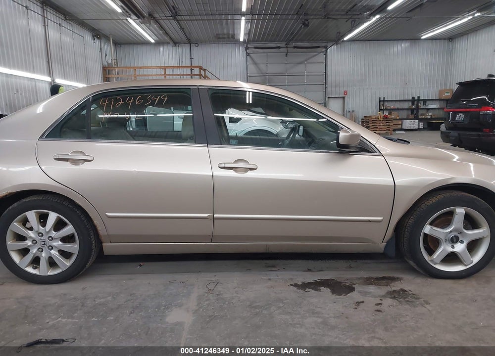 2007 HONDA ACCORD 3.0 EX VIN: 1HGCM66517A078445