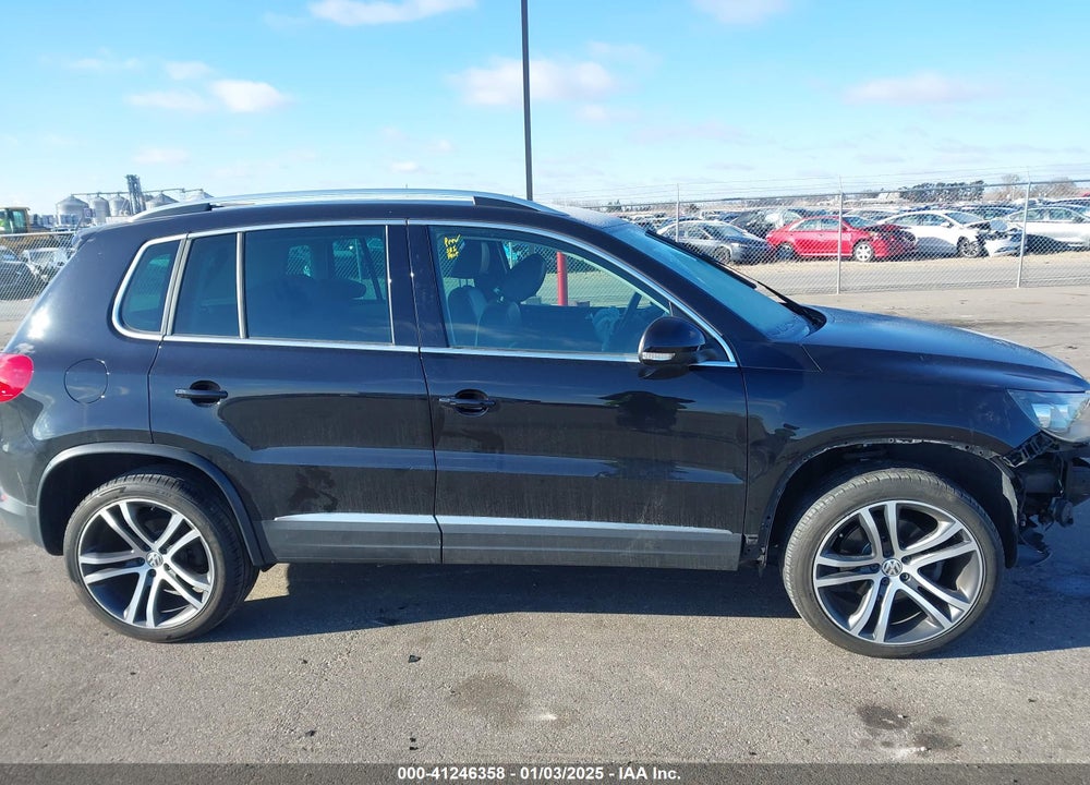 2017 VOLKSWAGEN TIGUAN 2.0T SEL VIN: WVGWV7AX4HW507746