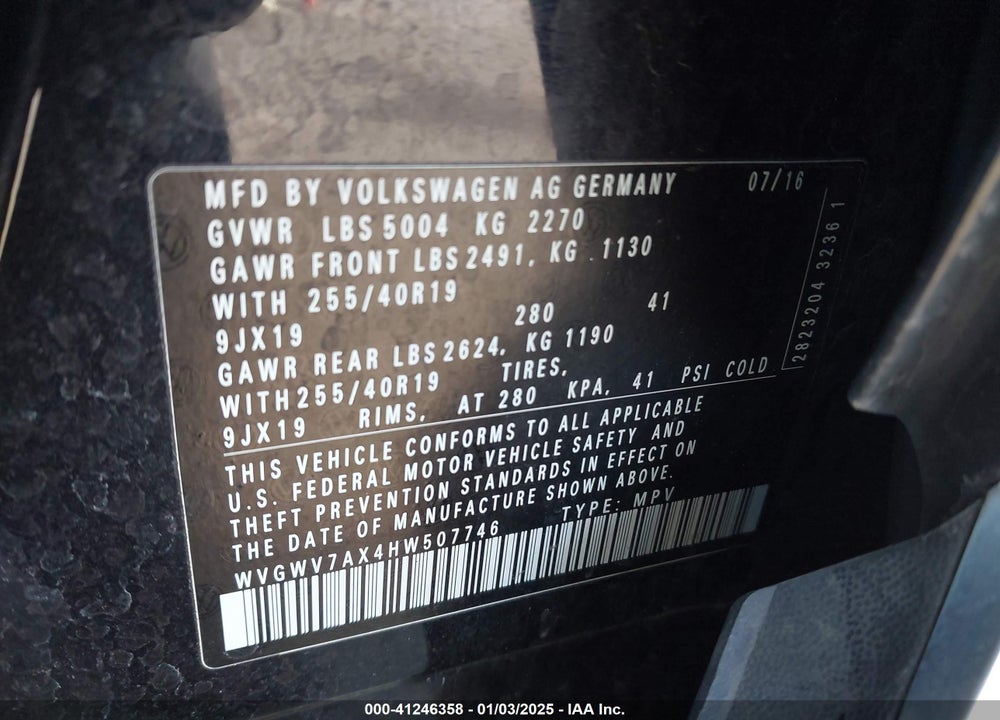 2017 VOLKSWAGEN TIGUAN 2.0T SEL VIN: WVGWV7AX4HW507746