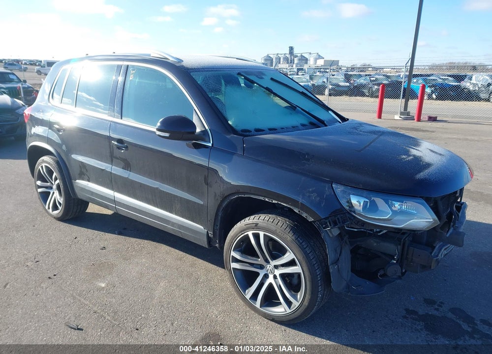 2017 VOLKSWAGEN TIGUAN 2.0T SEL VIN: WVGWV7AX4HW507746