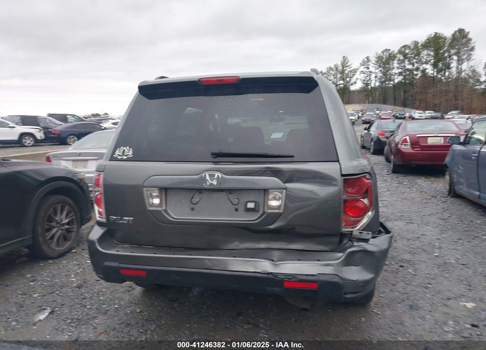 2007 HONDA PILOT EX-L VIN: 5FNYF28777B002807