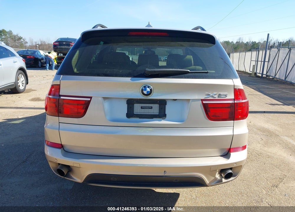 2013 BMW X5 XDRIVE35I/XDRIVE35I PREMIUM/XDRIVE35I SPORT ACTIVITY VIN: 5UXZV4C52D0B17836