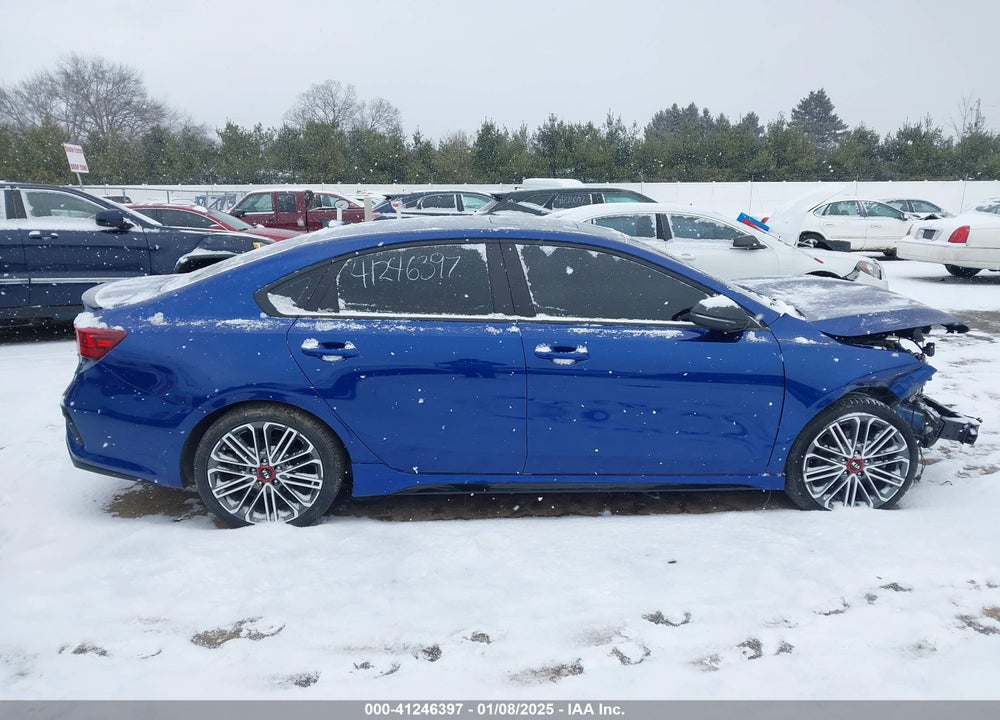 2021 KIA FORTE VIN: 3KPF44AC6ME390758