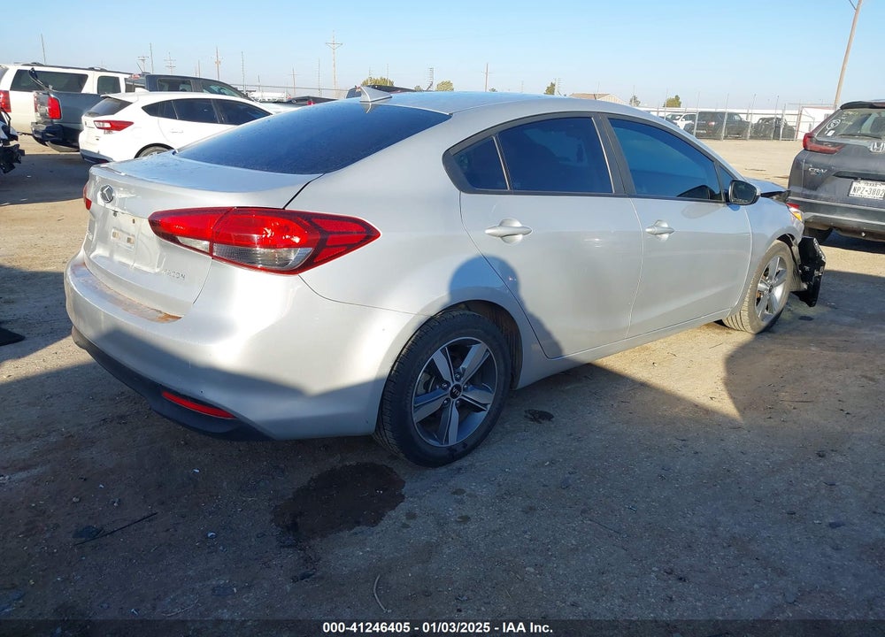2018 KIA FORTE VIN: 3KPFL4A76JE259721