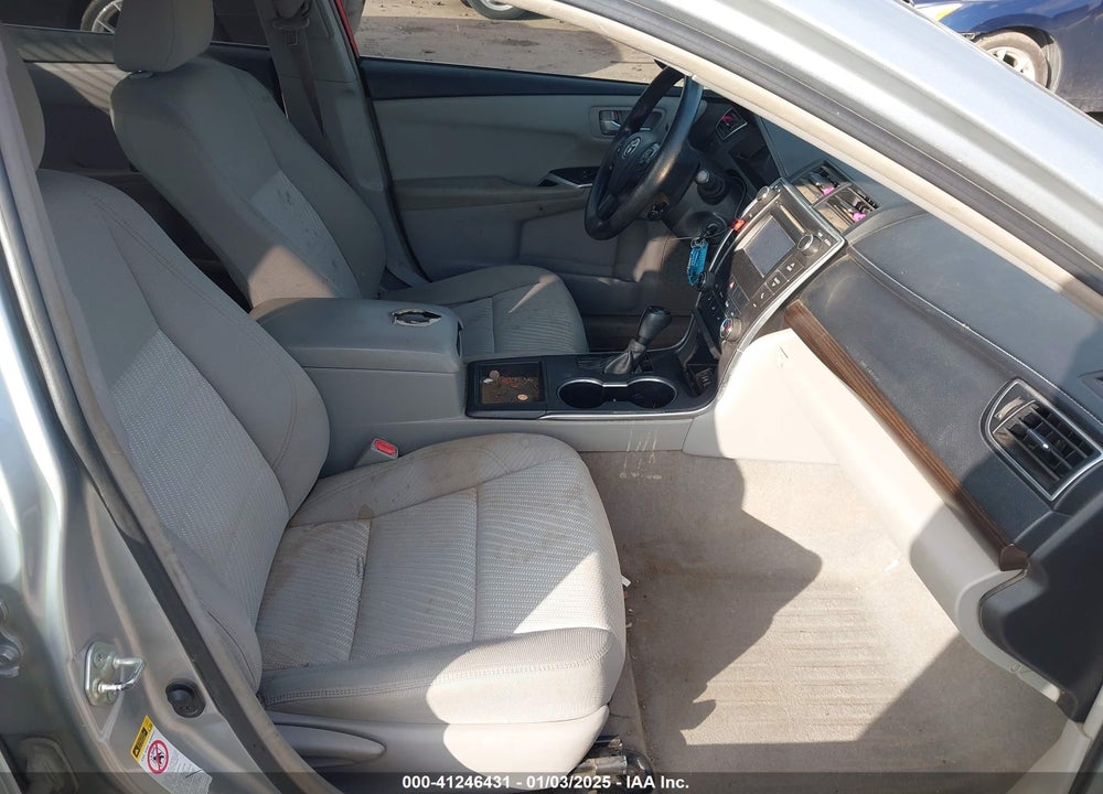 2016 TOYOTA CAMRY VIN: 4T4BF1FK9GR529621