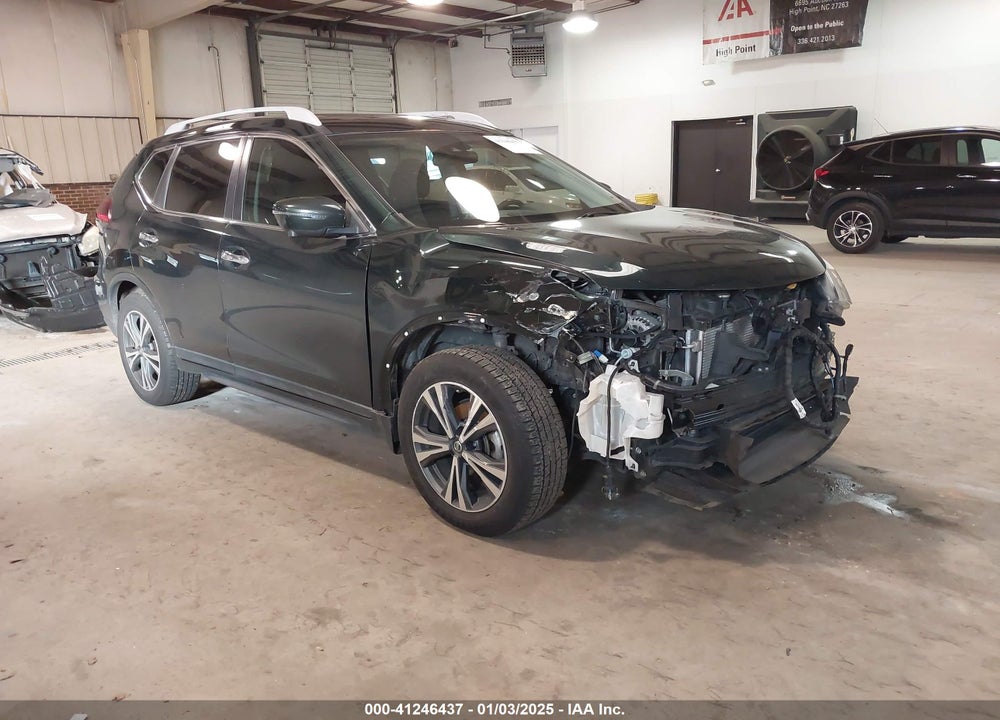 2019 NISSAN ROGUE SV VIN: 5N1AT2MT1KC709383