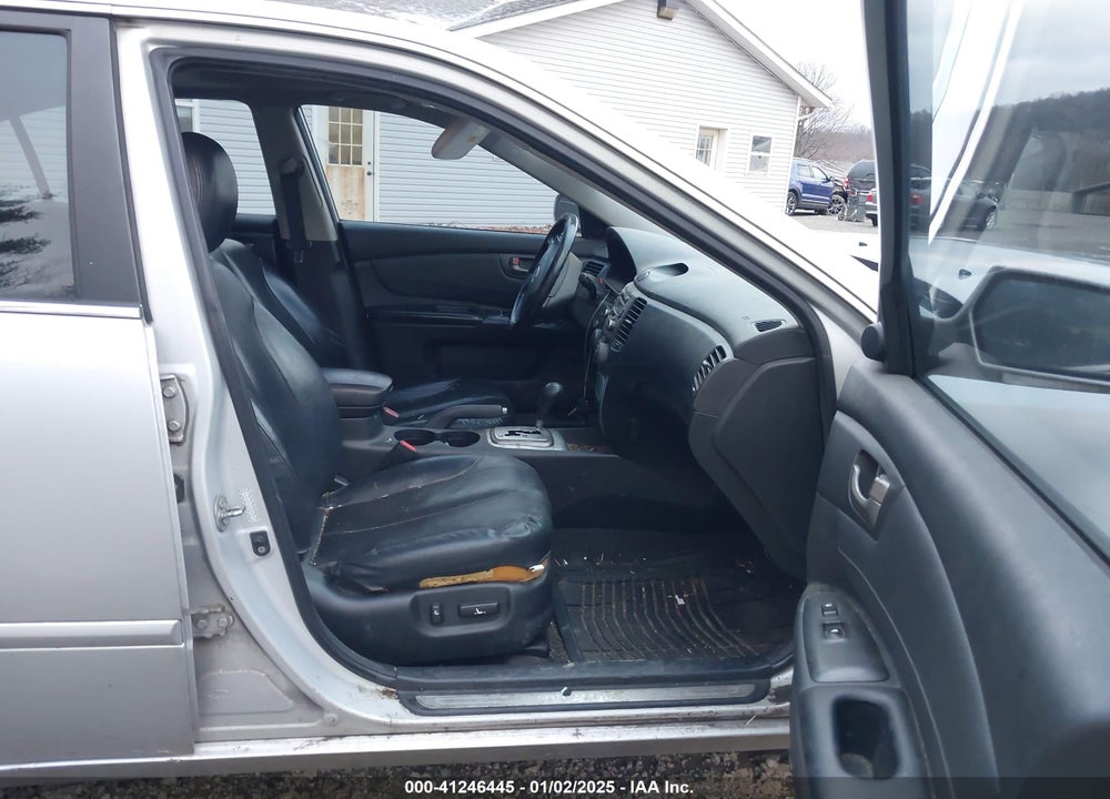 2007 KIA OPTIMA VIN: KNAGE124375162317
