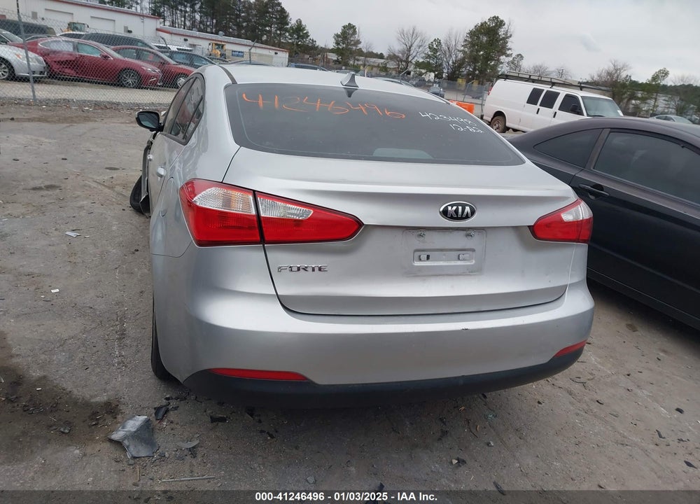 2016 KIA FORTE VIN: KNAFK4A68G5537689