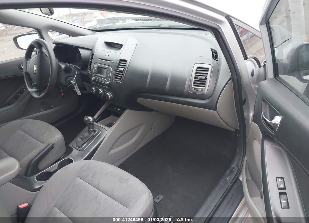 2016 KIA FORTE VIN: KNAFK4A68G5537689