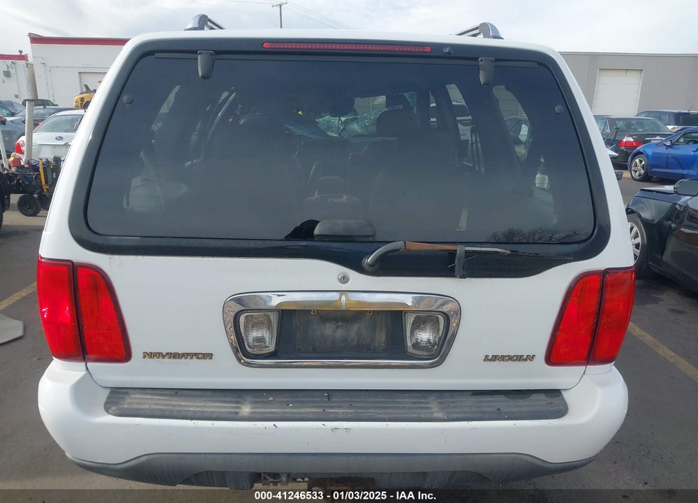 1998 LINCOLN NAVIGATOR VIN: 5LMFU28L6WLJ02976