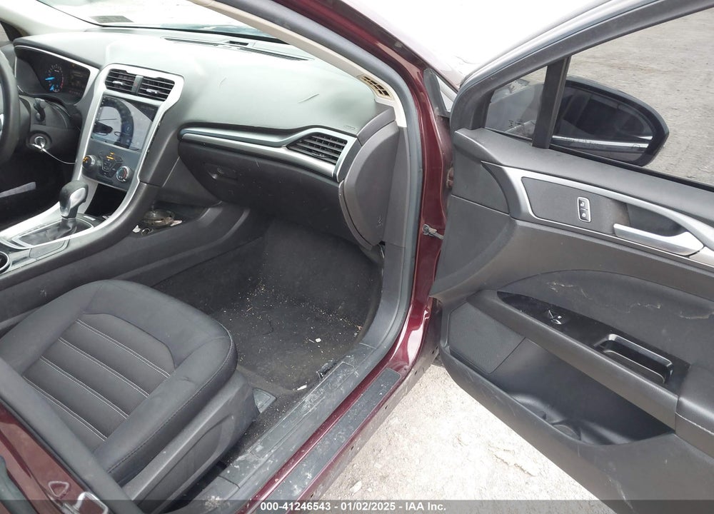 2013 FORD FUSION SE VIN: 3FA6P0H7XDR355356
