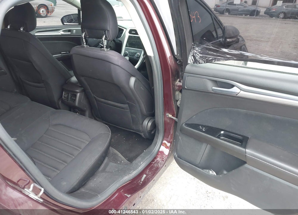 2013 FORD FUSION SE VIN: 3FA6P0H7XDR355356