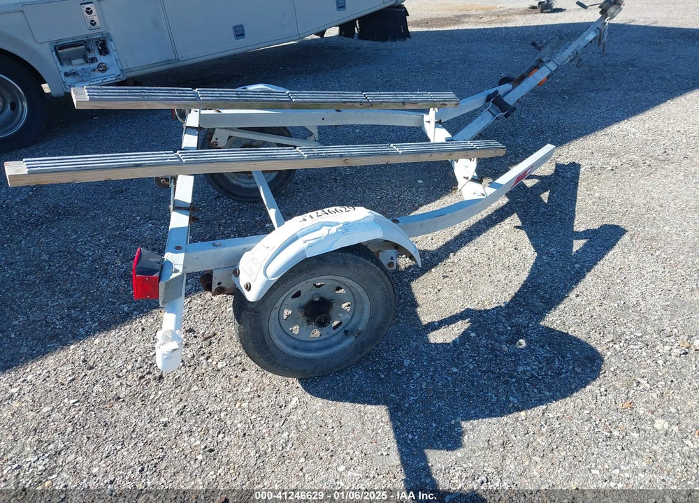 2001 OTHER --- VIN: 1ZEWAAFB71A111806