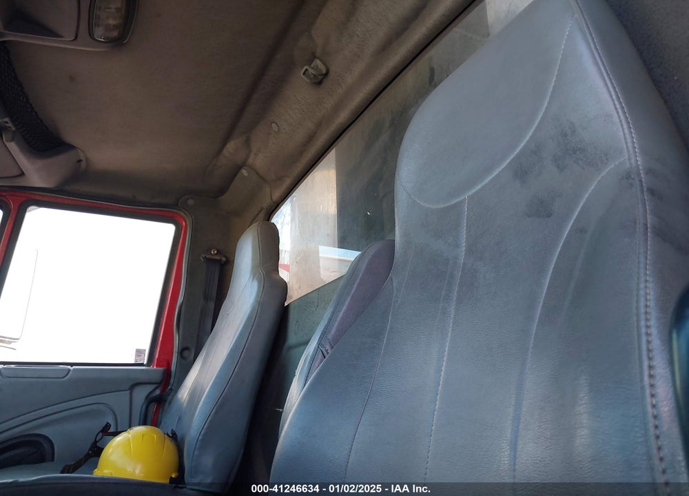 2005 INTERNATIONAL 7000 7400 VIN: 1HTWHAZT65J052503