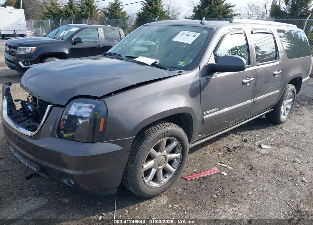 2011 GMC YUKON XL 1500 DENALI VIN: 1GKS2MEF8BR268949