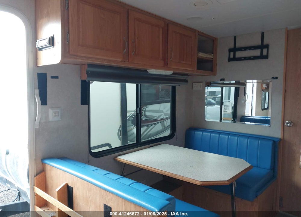 2005 NORTHWOOD ARCTIC FOX 22GQ VIN: 4N11G222650122591