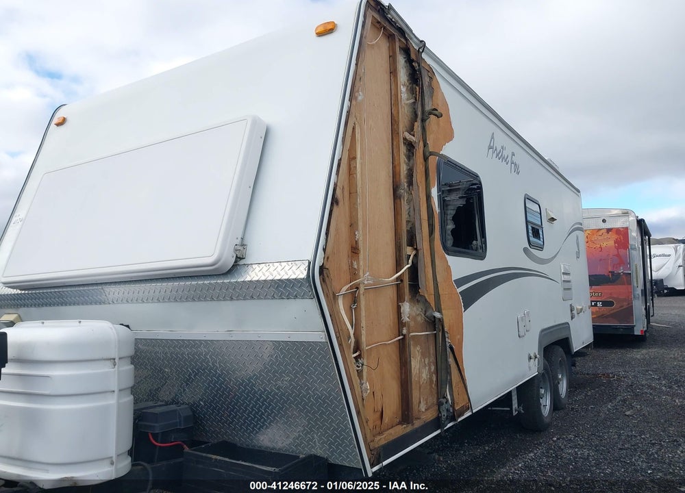 2005 NORTHWOOD ARCTIC FOX 22GQ VIN: 4N11G222650122591
