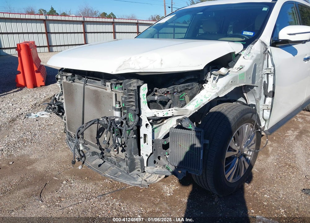 2019 NISSAN PATHFINDER SL VIN: 5N1DR2MN3KC615826