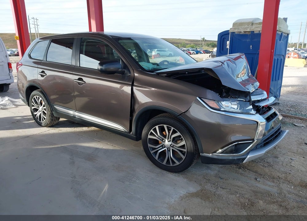2017 MITSUBISHI OUTLANDER ES VIN: JA4AD2A38HZ010404