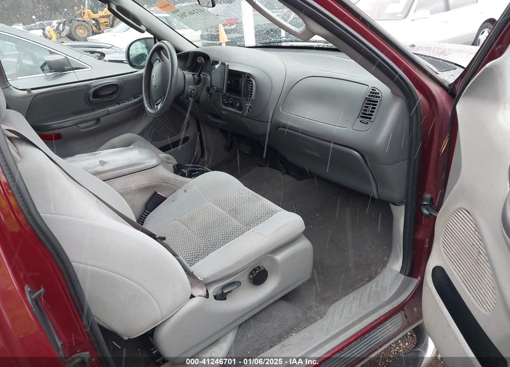 2003 FORD F-150 XL/XLT VIN: 2FTRX17213CA23297