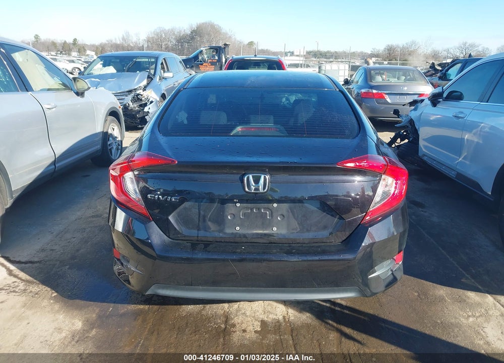 2018 HONDA CIVIC VIN: 2HGFC2F50JH528944