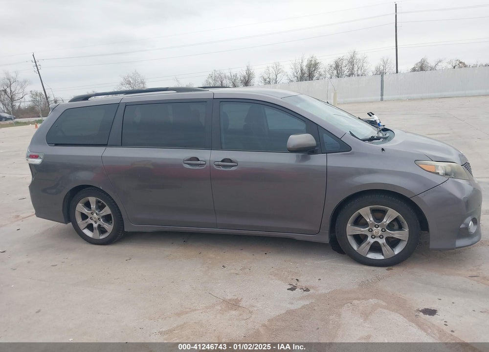 2011 TOYOTA SIENNA SPORT VIN: 5TDXK3DC7BS051669