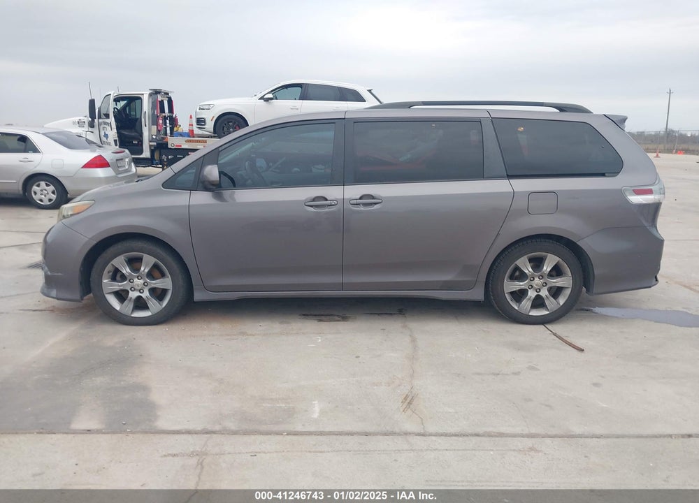 2011 TOYOTA SIENNA SPORT VIN: 5TDXK3DC7BS051669