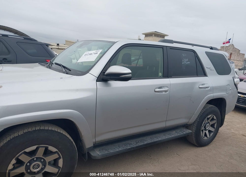 2023 TOYOTA 4RUNNER TRD OFF ROAD PREMIUM VIN: JTERU5JR5P6177149