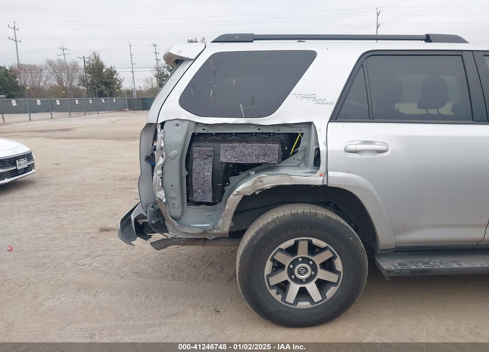2023 TOYOTA 4RUNNER TRD OFF ROAD PREMIUM VIN: JTERU5JR5P6177149