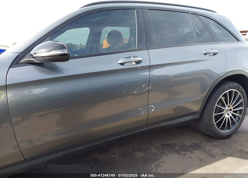 2021 MERCEDES-BENZ GLC 300 SUV VIN: W1N0G8DB4MV276950