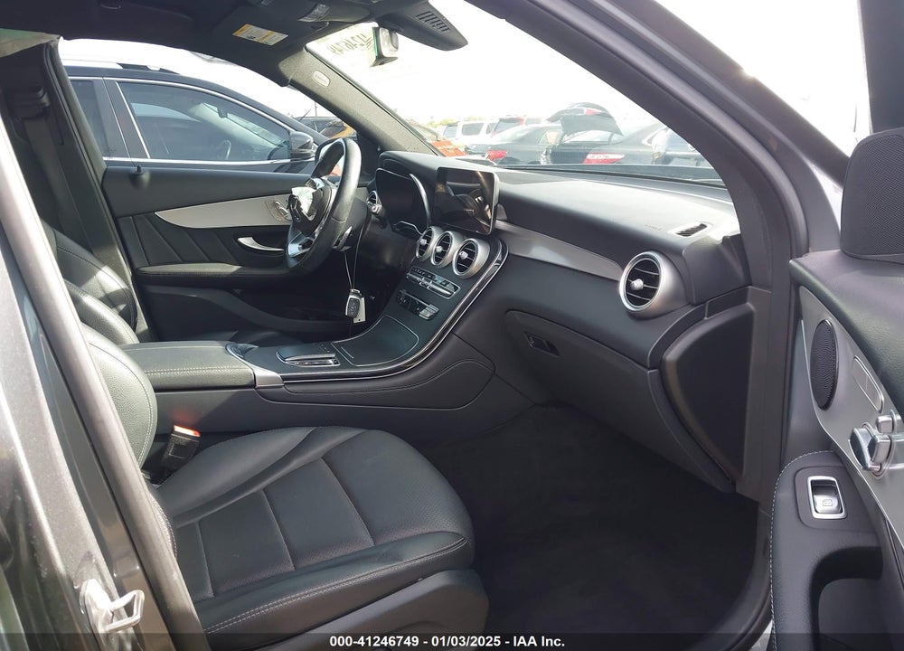2021 MERCEDES-BENZ GLC 300 SUV VIN: W1N0G8DB4MV276950