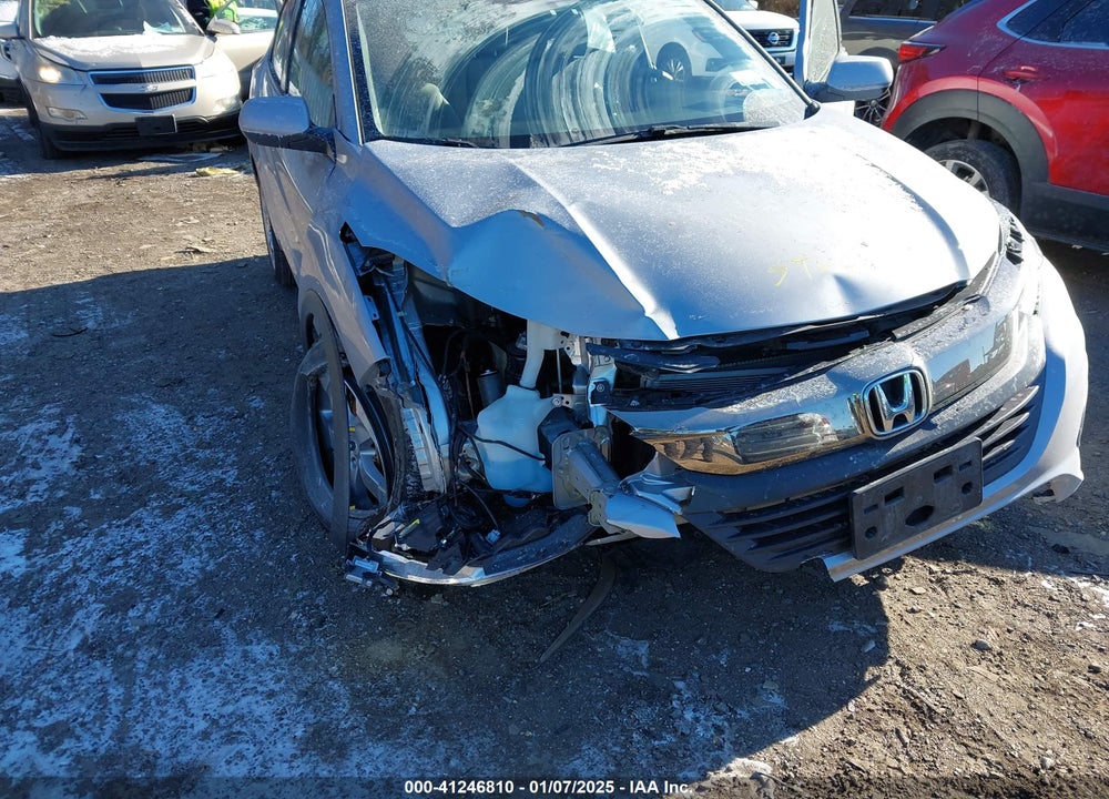 2022 HONDA HR-V AWD LX VIN: 3CZRU6H38NM753352
