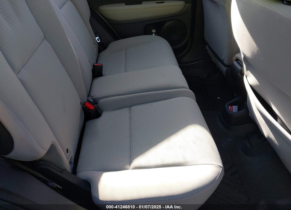 2022 HONDA HR-V AWD LX VIN: 3CZRU6H38NM753352